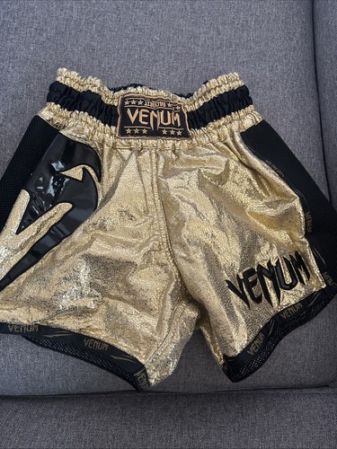 Short boxe thaï - de, venum